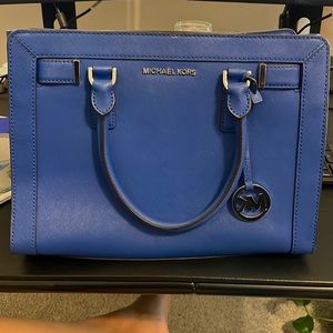 Michael Kors blue purse/ cross body bag